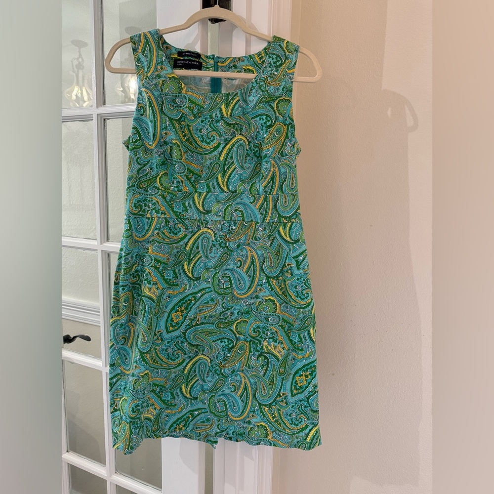 Jones New York signature Paisley Green Sleeveless Stretch Dress